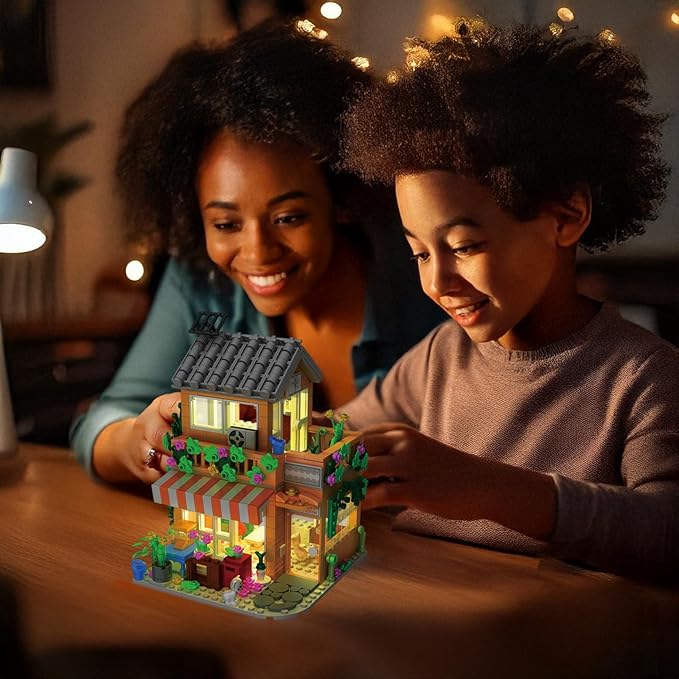 FANTASY&Co. Guesthouse Building Blocks Set - 730PCS, Creative Playset for Kids6+, STEM Educational Toy, Compatible with Lego