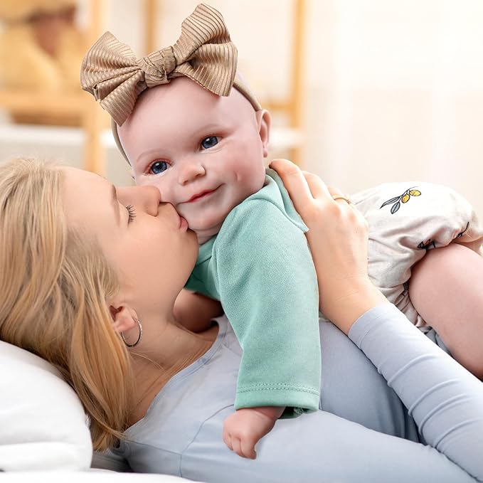 BABESIDE Reborn Baby Dolls with Bassinet, 20Inch Cute Soft Vinyl Realistic-Newborn Baby Doll Poseable Real Life Lifelike Baby Dolls w/Doll Accessories for 3+ Year Old Girls