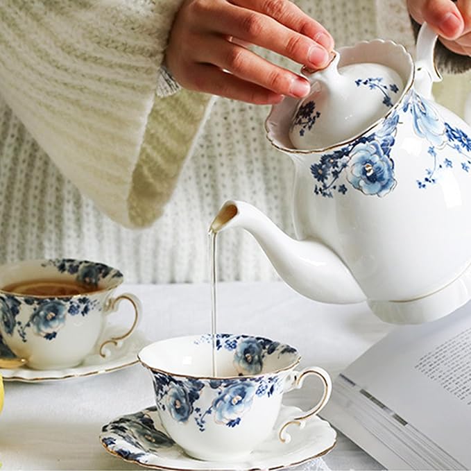 21-Piece Bone China Tea Set for Adults, Blue and White Porcelain Tea Set for 6, Vintage Floral Tea Cup Set With Teapot, Tea Party Sets for Women Gift，Gift Box