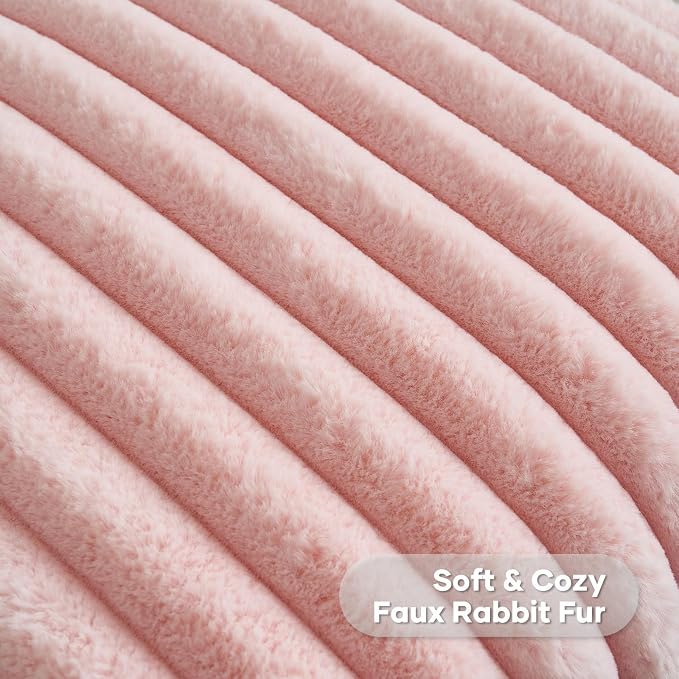 FUTEI Pack of 2 Faux Fur Throw Pillow Covers 28x28 Inch, Pink | Fluffy Faux Rabbit Fur Front/Premium Velvet Back,Hidden Zipper,Machine Washable,Non-Shedding,Colorfast,Insert Not Included.