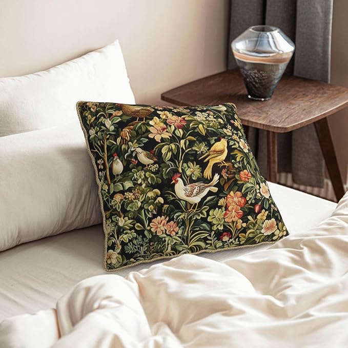 Vintage Floral Animal Velvet Pillow Covers 16x16 Inch Black Green Flowers Leaf Throw Pillows for Couch Farmhouse Cushion Covers Pillowcase Boho Chinoiserie Pillow Cases for Sofa Bed Outdoor Decor