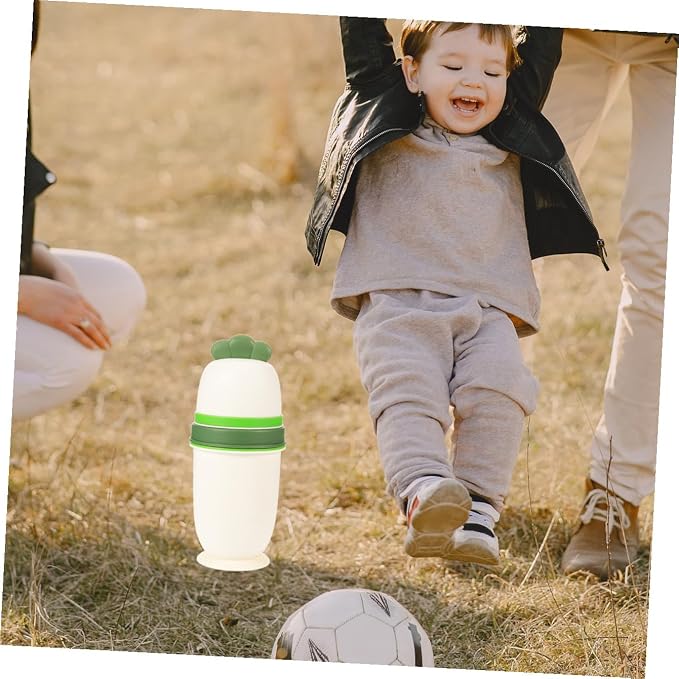 Yardwe Portable Urinal with Lid Lightweight and Portable Toilet for Boys and Reusable Travel Potty for Camping Car Beach and Outdoor Use
