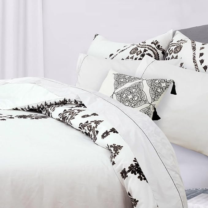 ROYALE LINENS 14 x 18 Pillow Insert - Down Alternative Throw Pillows Insert - Rectangle Pillow Pack of 1 - Bed & Couch Pillows - Inner Cushion for Bed, Cushion for Living Room - Shams Stuffer