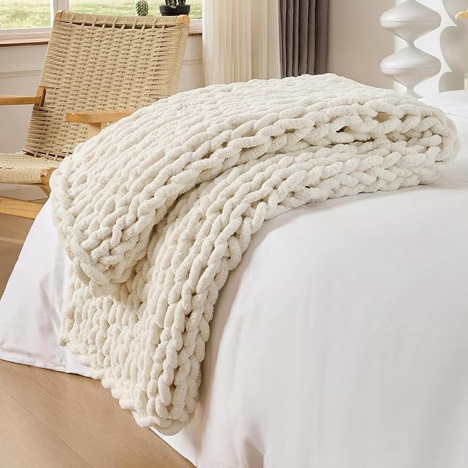 Bigacogo Chunky Knit Throw Blanket for Couch, 40x60 inches, Vintage White | Hand Knit with Jumbo Chenille, Soft Breathable Cable Knit for Sofa Bed Living Room, Machine Washable, Gift for Mom Friend