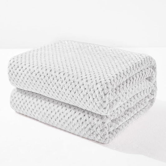 Exclusivo Mezcla Soft Waffle Fleece Bed Blanket King Size, Heather Gray | Lightweight Plush Blanket for Bed, Bedroom, Cozy Flannel with Waffle Texture, Stylish Home Decor, All Season, 104x90 Inches