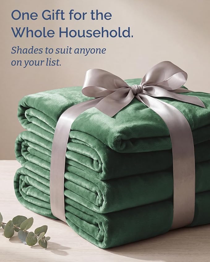 Ultra Soft Fleece Blanket Oversized King Size - Flannel Fleece Luxury Blanket - Lightweight for Couch Bed Chair - Thick, Warm and Breathable - All Season Cozy, Sage Green