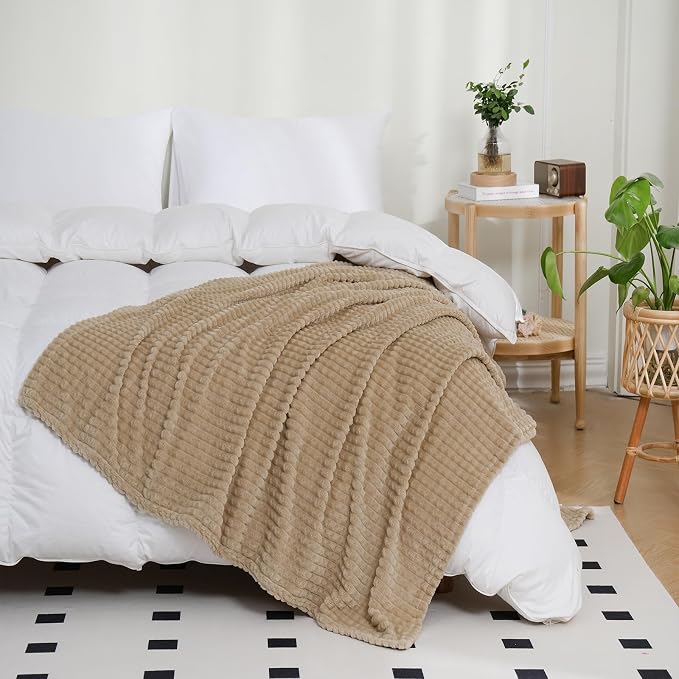 Puncuntex Fleece Throw Blanket Khaki 90"×90" with Square Grid Design | Super Soft Plush Cozy Flannel Throw Blanket Luxury for Couch Sofa Chair