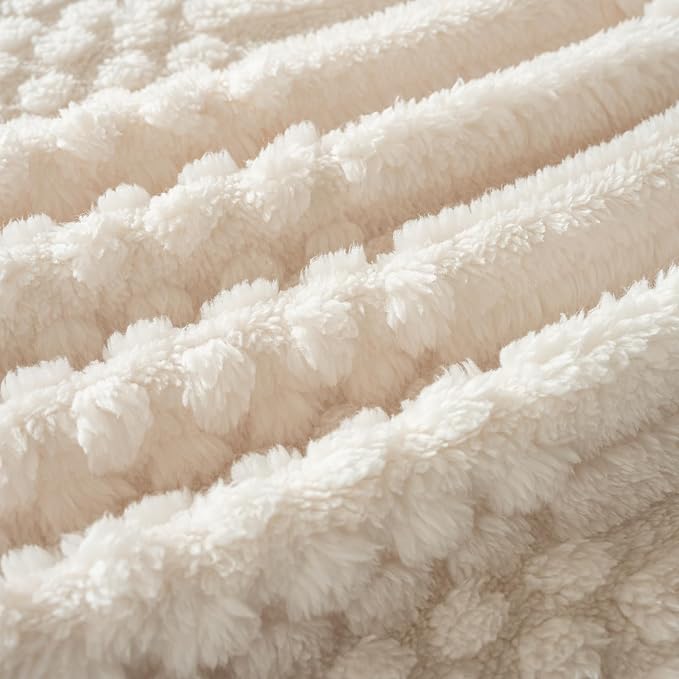 Beige Throw Blanket - Soft & Fluffy Fleece, Cute & Aesthetic, Perfect for Sofa, Couch, Chair, Bed, Living Room & Bedroom, All-Season Use, Plush & Cozy Decorative Blanket 50x60