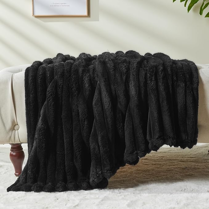 NEWCOSPLAY Super Soft Queen Blanket Black Premium Silky Flannel Fleece 3D Ribbed Jacquard Lightweight Bed Blanket All Season Use (Black Ribbed, Queen(90"x90"))