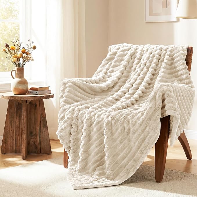 HIMEET Beige Queen Size Blanket for Bed, 300GSM Ribbed Fleece, 90 x 90 in | Ultra Soft Flannel, All-Season Lightweight Warmth, Cozy Bed Coverage & Bedroom Decor, Gift for Men & Women, Machine Washable