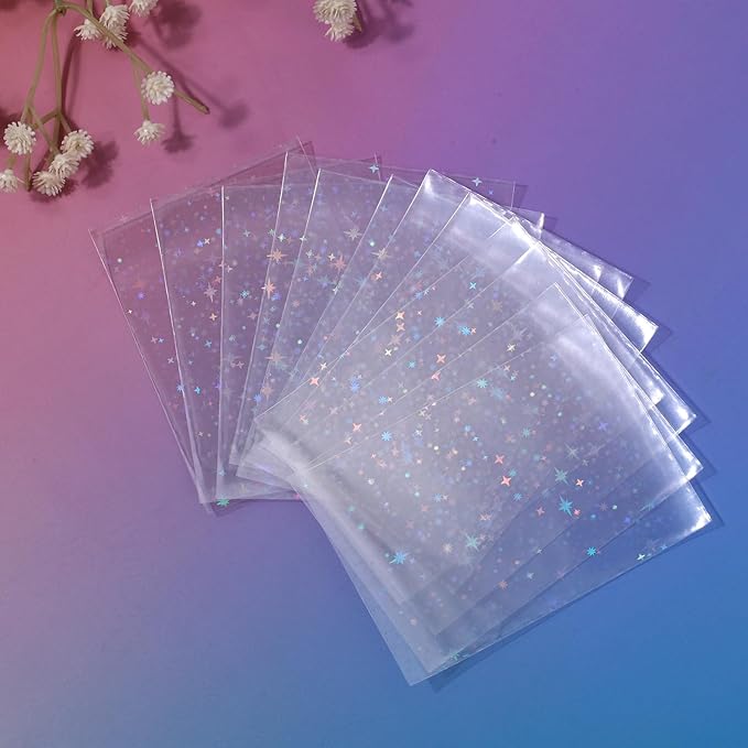 Penitue 100pcs Photocard Sleeves, 9.1x6.5cm/3.58x2.56in Star-Shape Laser Flashing Card Sleeves Holographic Foil Protective Cover for Card Enthusiasts