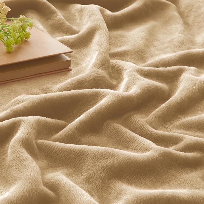 BEDELITE Fleece Blanket Soft Plush Throw for Couch Light Camel 50"x60" | Ultra Soft Fleece, Plush Microfiber, Lightweight Warmth, All Season Comfort, Fade Resistant, Machine Washable, Couch Sofa Bed