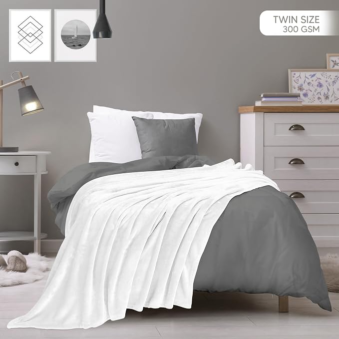 Utopia Bedding Ultra Soft Fleece Bed Blanket Twin Size White (60x80 Inches) | Microfiber Plush Warm Lightweight Breathable Cozy Blanket Anti-Static, All Season Use, Gift for Women and Men