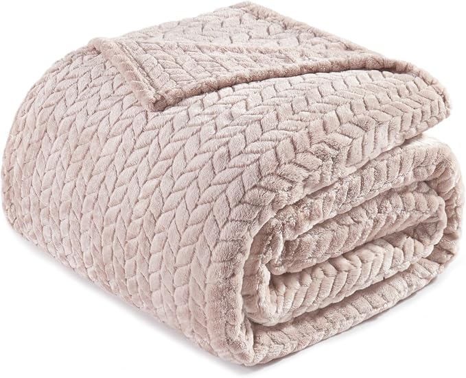 Exclusivo Mezcla Soft Fleece Bed Blanket Twin Size, 60”x80”, Camel | Cozy Fluffy Lightweight Blankets for Summer, Decorative Plush Flannel Throws for Living room, Bedroom with Leaves Pattern