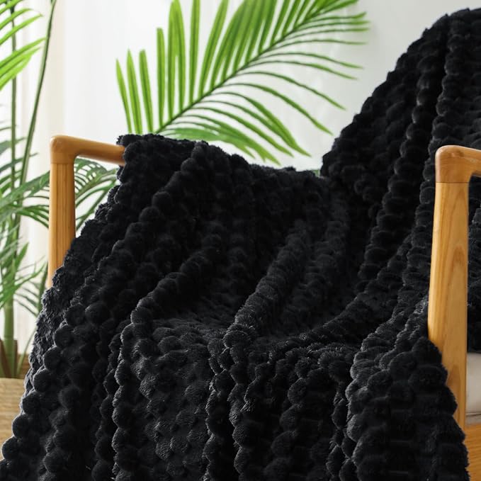 Exclusivo Mezcla 3D Fleece Twin Size Blanket for Bed, Black | Extra Soft Fuzzy Plush Lightweight Bed Blankets, Cozy Fluffy Decorative Blankets for All Seasons, 60x80 Inches