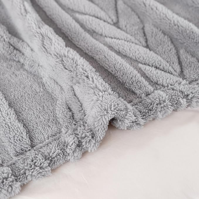 YUSOKI Sherpa Fleece Large Throw Blanket, Light Grey, 50"x65" | 3D Stylish Design,320GSM, Non-Shedding, Lightweight for All Season Use, stays fluffy after repeated washes, Perfect Gifts