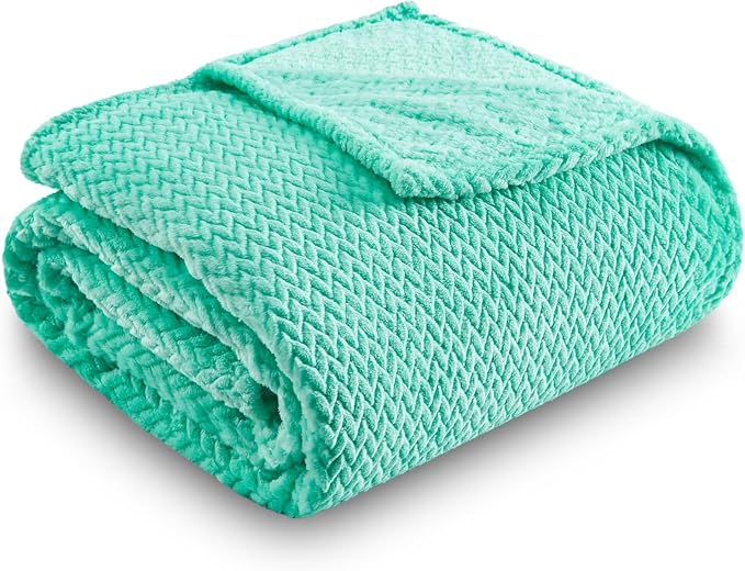 NEWCOSPLAY Fleece Leaves Pattern Twin Blanket, Aqua, 60"x80" | Super Soft Throw Blanket, Lightweight Cozy Bed Sofa Blanket, Premium Silky Flannel Fleece, Travel Blanket for All Season Use