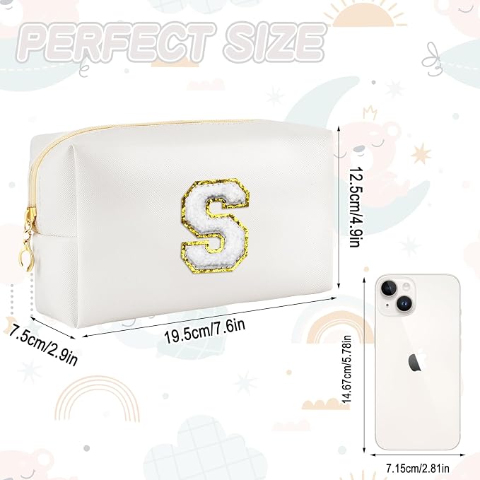 URSKYTOUS Gifts for Girls Initial Makeup Bag Personalized Cosmetic Bag with Zipper Cute Travel Toiletry Bags Waterproof PU Preppy Makeup Pouch Birthday Gift for Teen Girls Women(White S)