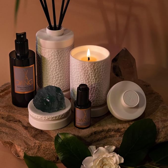 Van Dang Candle Texturized Crater Surface Luxury Aromatherapy Porcelain Decor Notes of Basil, Ambrette, Black Pepper, Clary Sage, Mimosa, Sandalwood Long Lasting 80 Hour Burn 330g (Veldt)