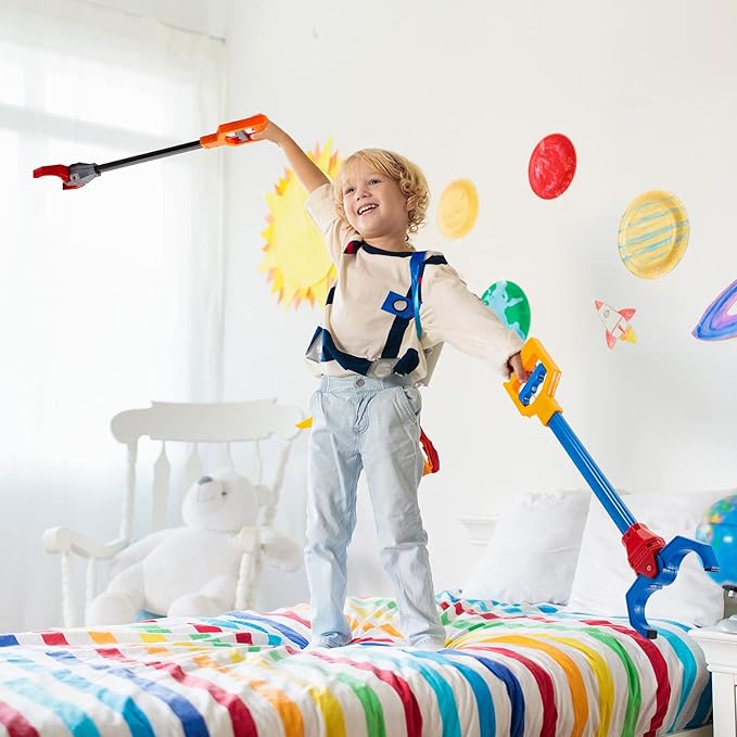 Lewtemi 4 Pcs Interactive Grabber Toy for Kids Claw Robot Arm Pack Reacher Pickup Tool for Boys Girls Children Fun Early Learning and Hand Eye Coordination Play, 18 Inch (Multicolor)