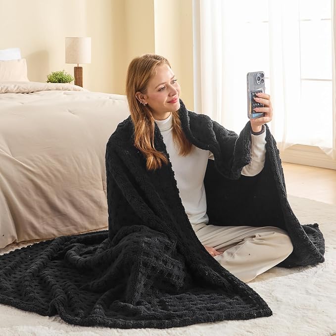 NEWCOSPLAY 3D Waffle Checkered Flannel Twin Blanket, Black, 60"x80" | Super Soft Cute Lightweight Decorative Premium Silky Fleece Blanket for Couch Sofa Bed, Gift for Women Men, All Season Use