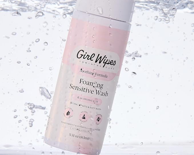 Feminine Foaming Wash for Women, pH Balanced & Fragrance Free, Gentle Aloe & Botanical Blend, Gynecologist & Dermatologist Approved, Vegan & Cruelty-Free Hygiene Intimate Care (1-Pack)