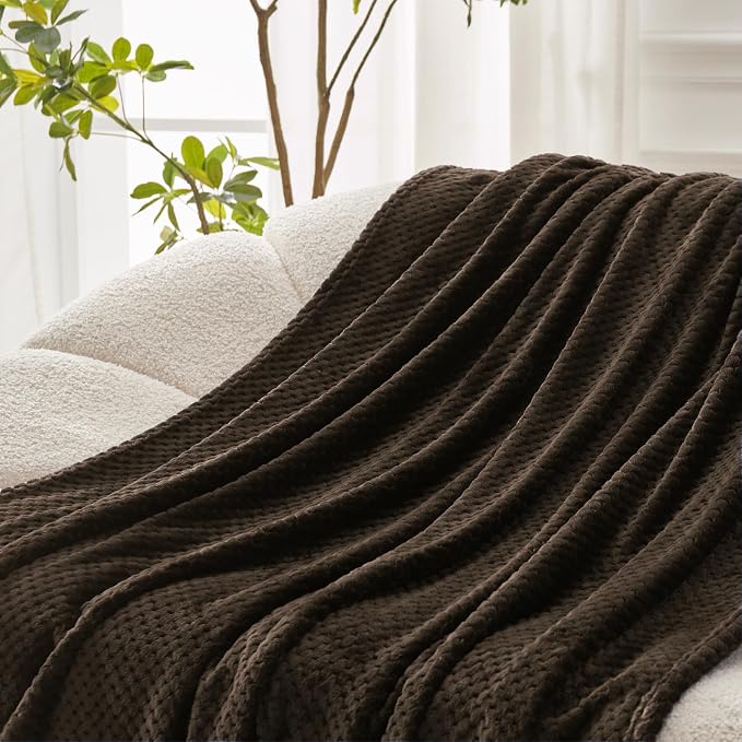 Exclusivo Mezcla Soft Waffle Fleece Bed Blanket Twin XL Size, Coffee | Lightweight Plush Blanket for Bed, Couch, Sofa, Cozy Fluffy Design for Bedroom, Guest Room, All Season, 90x66 Inches
