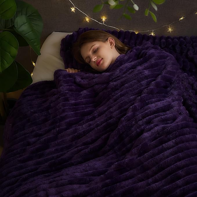 NEWCOSPLAY Super Soft King Blanket Purple Premium Silky Flannel Fleece 3D Ribbed Jacquard Lightweight Bed Blanket All Season Use (Purple Ribbed, King(90"x110"))