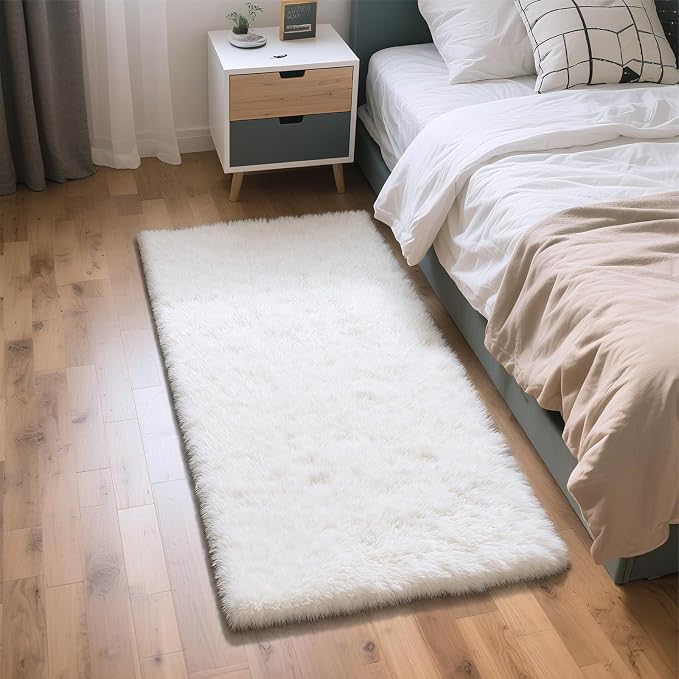 Fluffy Rug Shag Area Rug, White 2x4 Area Rugs for Bedroom, Small Bedside Rug, Soft Fluffy Shag Entryway Throw Rugs for Living Room Bedroom Room Home Decor