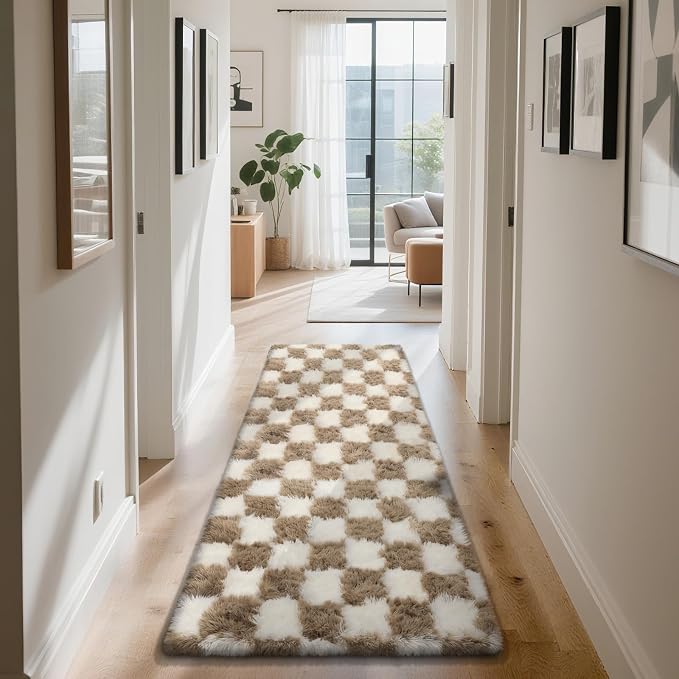 Checkered Rug for Bedroom, 3x7 Beige and White Area Rugs, Classic Checkered Carpets Shag Area Rug, Bedside Rugs for Living Room Bedroom Room Home Decor