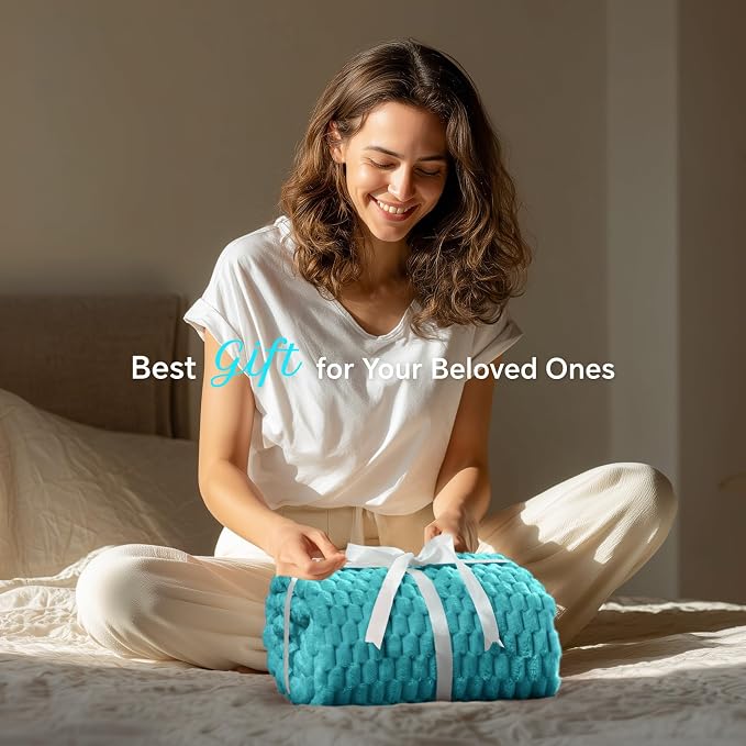 BEDELITE Teal Twin Blanket for Couch, Soft Cozy Gifts for Women, 60 * 80 | 3D Jacquard Decorative Fleece Blanket, Super Soft Plush Throws, Cute Birthday Gift for Women & Men, Suitable for All Seasons