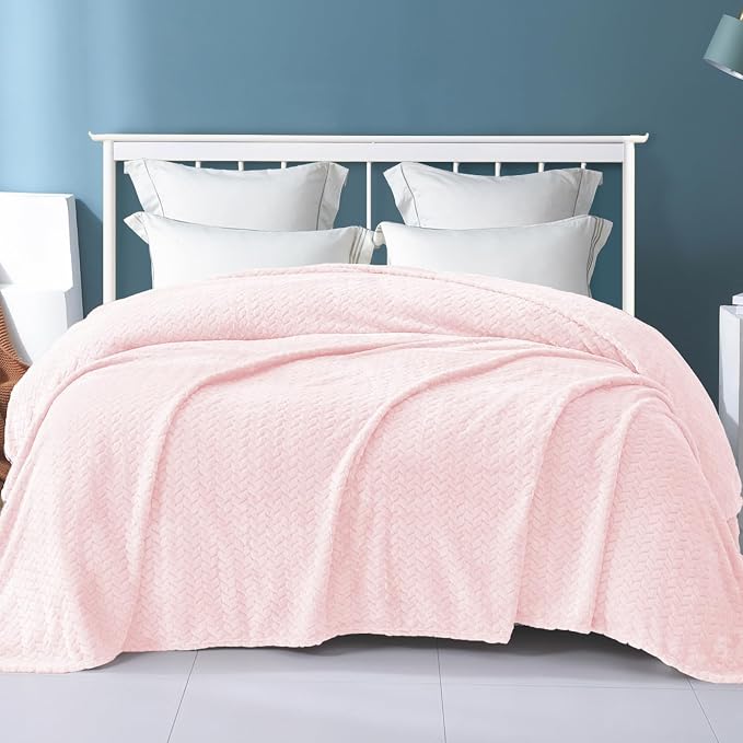 Exclusivo Mezcla Soft Fleece Bed Blanket Twin Size, 90”x66”, Light Pink | Cozy Fluffy Lightweight Blankets for Summer, Decorative Plush Flannel Throws for Living room, Bedroom with Leaves Pattern