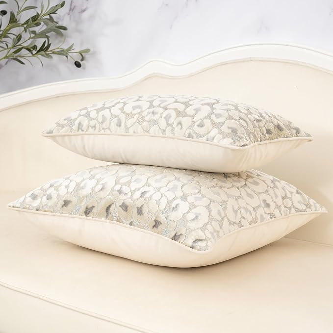 Alerfa Beige Floral Throw Pillow Cover 18 x 18 Inch Cut Velvet Sqaure Luxury Decorative Pillow Cover for Couch Living Room Bedroom