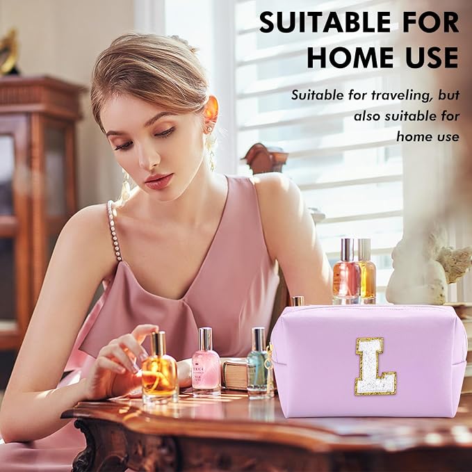 URSKYTOUS Gifts for Girls Initial Makeup Bag Personalized Cosmetic Bag with Zipper Cute Travel Toiletry Bag Waterproof PU Preppy Makeup Pouch Birthday Gift for Teen Girls Women(Purple L)