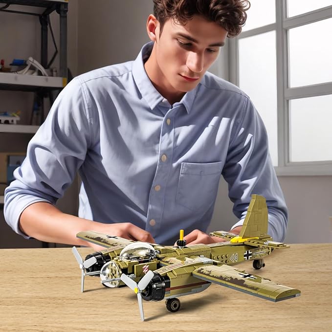 DAHONPA JU88 Bomber Plane Junker Aircraft Building Set [430pcs+] Classic German Fighter Models, Perfect for Holiday Gifts and Military Displays