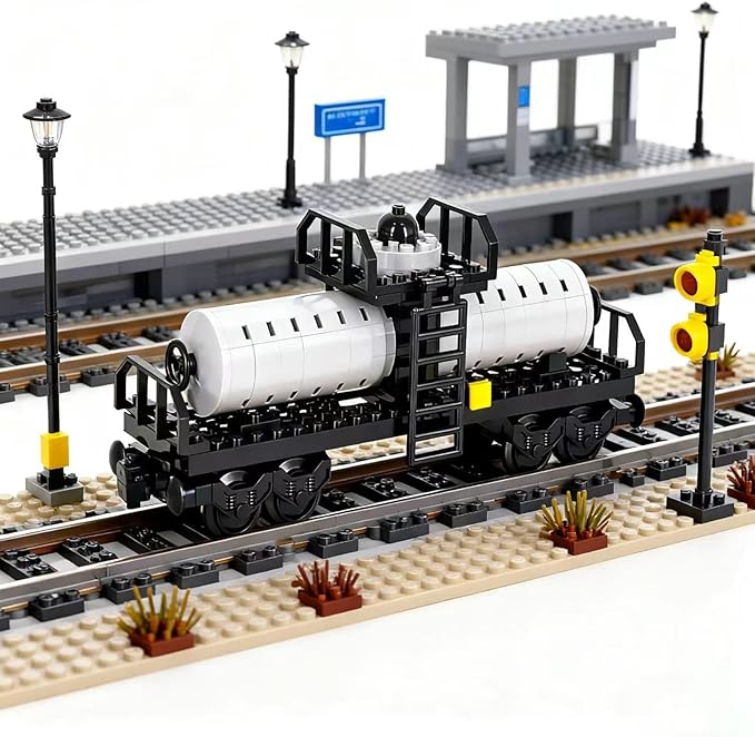 Freight Train Cars Building Block Set，Tanker Truck DIY Building Model, Compatible with Railway Track Building Accessories，Top Present for Boys and Girls (Tank Truck)