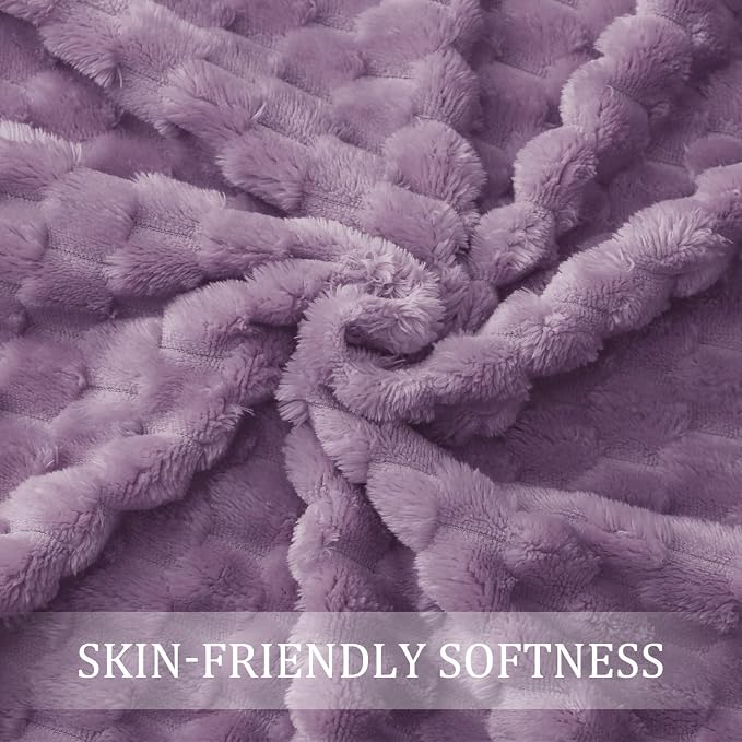 Exclusivo Mezcla 3D Fleece King Size Blanket for Bed, Grayish Purple | Extra Soft Fuzzy Plush Lightweight Bed Blankets, Cozy Fluffy Decorative Blankets for All Seasons, 90x104 Inches