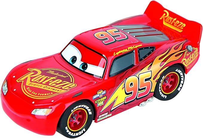 Carrera First Disney/Pixar Cars - Slot Car Race Track - Includes 2 Cars: Lightning McQueen and Dinoco Cruz - Battery-Powered Beginner Racing Set for Kids Ages 3 Years and Up