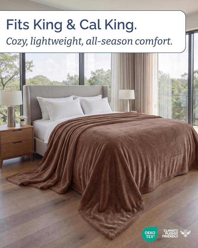Ultra Soft Fleece Blanket Giant Blanket Size - Flannel Fleece Luxury Blanket - Lightweight for Couch Bed Chair - Thick, Warm and Breathable - All Season Cozy, Brown