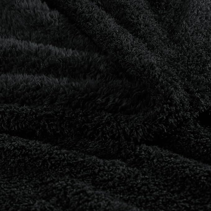 Exclusivo Mezcla Fleece Throw Blanket for Couch and Sofa, 50" x 60" | Super Soft and Cozy Fluffy Blanket for Women, Lightweight and Fuzzy Throw for Home Decor, All Season, Black