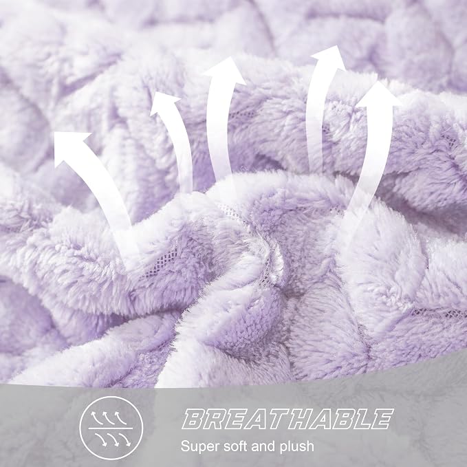 Exclusivo Mezcla Soft Fleece Bed Blanket King Size, 90”x104”, Lilac Purple | Cozy Fluffy Lightweight Blankets for Summer, Decorative Plush Flannel Throws for Living room, Bedroom with Leaves Pattern