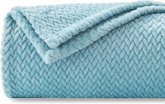 NEWCOSPLAY Fleece Leaves Pattern Queen Blanket, Light Blue, 90"x90" | Super Soft Throw Blanket, Lightweight Cozy Bed Sofa Blanket, Premium Silky Flannel Fleece, Travel Blanket for All Season Use