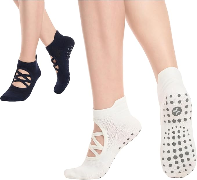 COOLMATE Pilates Socks with Grips for Women, Yoga Socks, Crew Non Slip Women for Barre, Pilates Gifts for Women