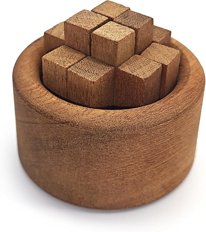 Wood Diffuser for Essential Oils, Round Aromatherapy Diffuser Sapele Wood for Home Office Bedroom Decoration Car Fragrant