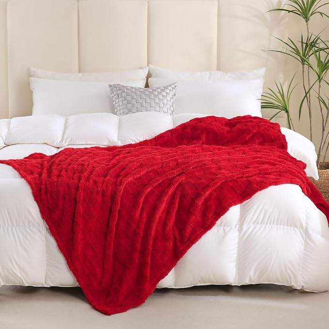 Red Fleece Throw Blanket 50”×70”Checkered Design for Couch Sofa | Super Soft Cozy Plush Microfiber 3D Square Pattern Flannel Blanket for Bed Lightweight for Adults,Women