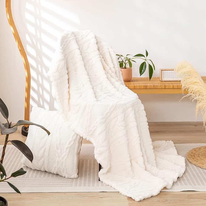 YUSOKI Sherpa Fleece Large Throw Blanket,Ivory, 50"x65" | 3D Stylish Design,320GSM, Non-Shedding, Lightweight for All Season Use, stays fluffy after repeated washes, Perfect Gifts