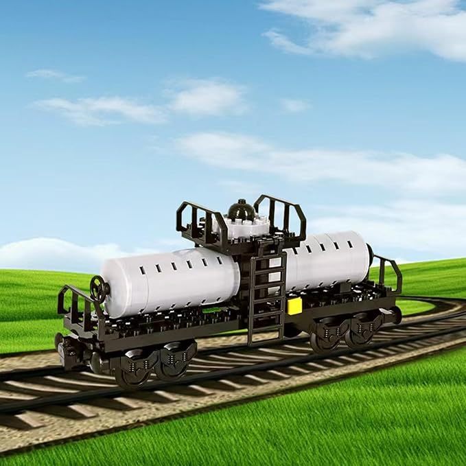 Freight Train Cars Building Block Set，Tanker Truck DIY Building Model, Compatible with Railway Track Building Accessories，Top Present for Boys and Girls (Tank Truck)