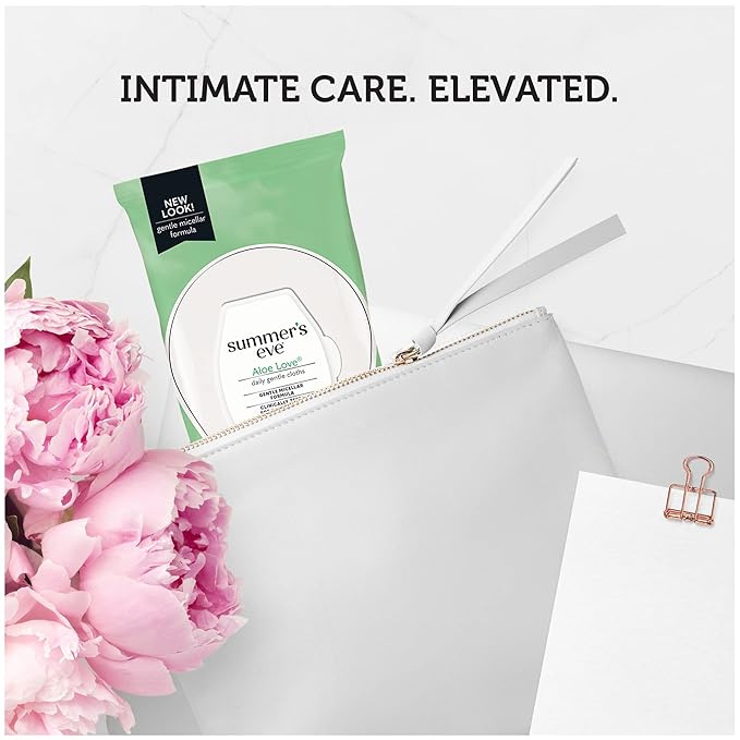 Summer’s Eve Aloe Love Feminine Cleansing Wipes, Daily Intimate Cloths, Removes Odor, pH Balanced, Gentle for Sensitive Skin, 32 Count (Pack of 4)