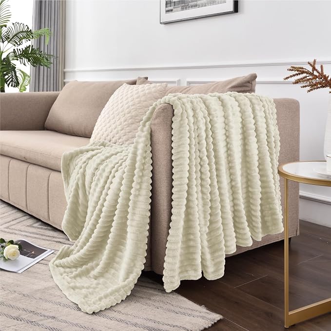BEDELITE 3D Ribbed Jacquard Beige Fleece Twin Blanket for Bed, 60x80 Inch | Soft Warm Decorative Fluffy Blanket, Cozy Plush Lightweight Fuzzy Throw Blanket for Couch Sofa Room Decor, Gift for Women
