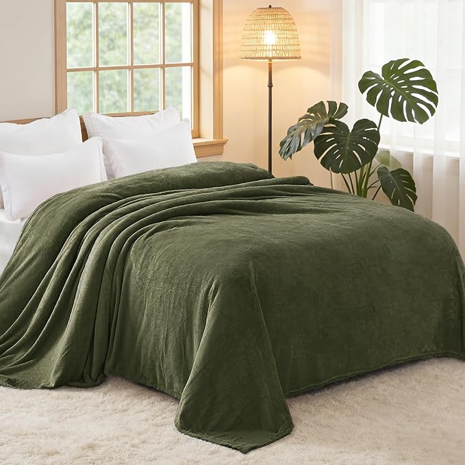 Exclusivo Mezcla Soft Fleece Blanket Queen Size for Bed, Olive Green | 90x90 Inches, Double-Sided Brushed Flannel, Lightweight Plush Cozy Blanket for Home Decor, All Season, Machine Washable